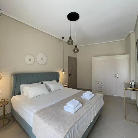 Aparthotel Helen Poros Town
