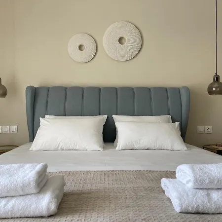 Aparthotel Helen Poros Town