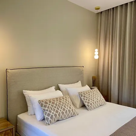Helen Apartmanhotel *
