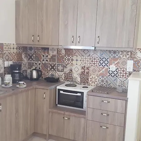 Aparthotel Helen Poros Town